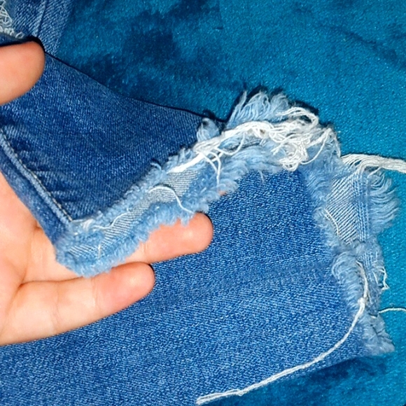 Jeans - Picture 1 of 6